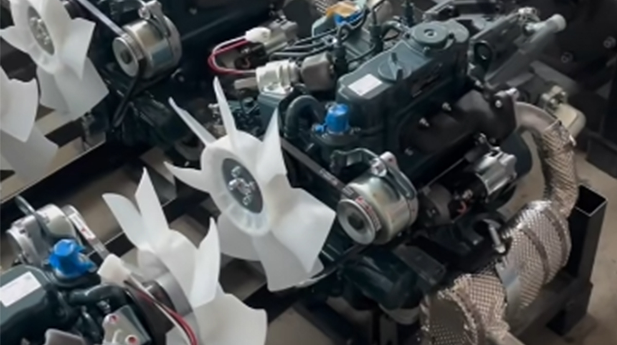 1781749882163077.jpg Động cơ Kubota.jpg